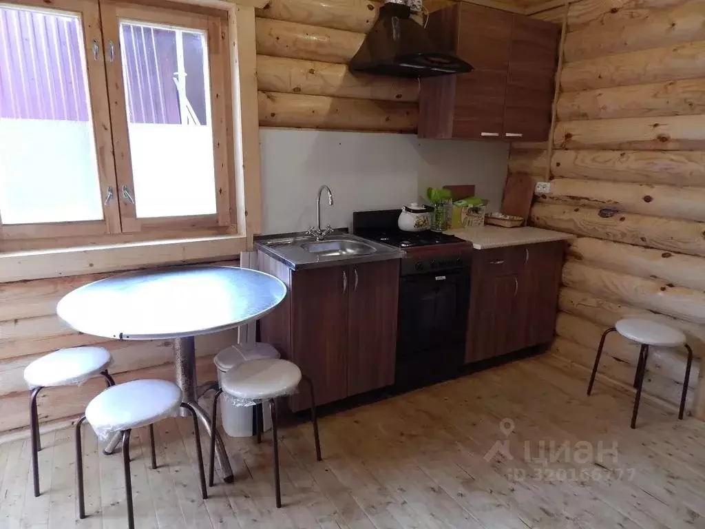 Дом в Краснодарский край, Сочи с. Глубокая Щель, ул. Глубокая, 8 (80 ... - Фото 2