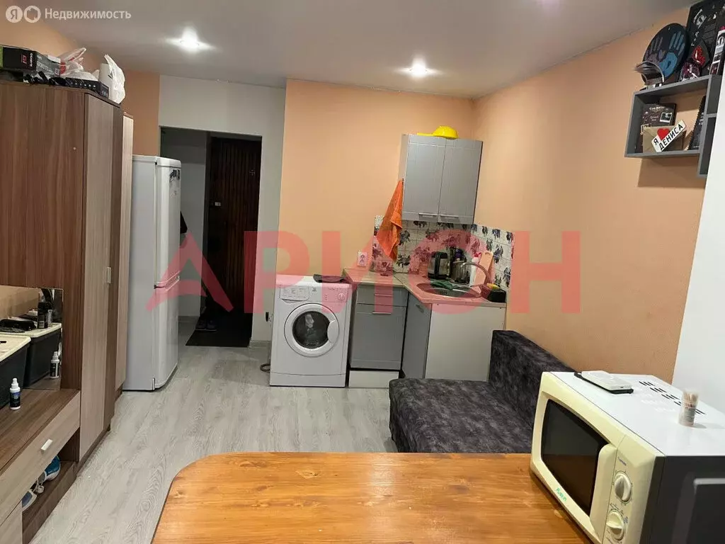 1-комнатная квартира: Тюмень, улица Республики, 239 (17 м) - Фото 1