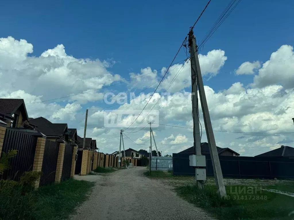 Участок в Калужская область, Калуга городской округ, д. Тинино ул. ... - Фото 0