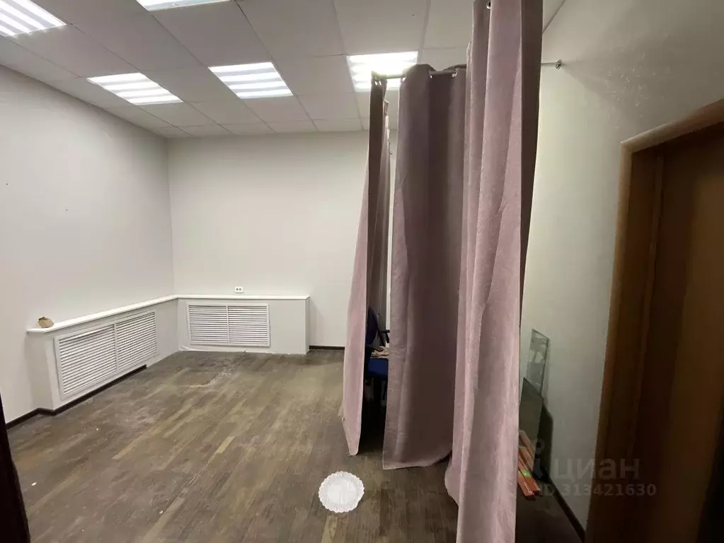 Офис в Кировская область, Киров ул. Воровского, 94 (90 м) - Фото 1