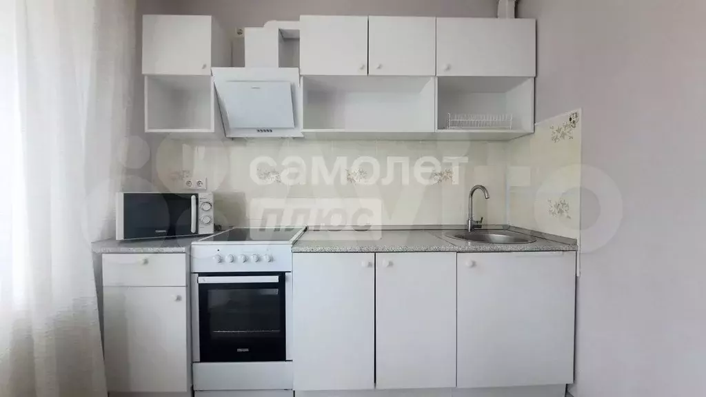 1-к. квартира, 37 м, 1/10 эт. - Фото 1
