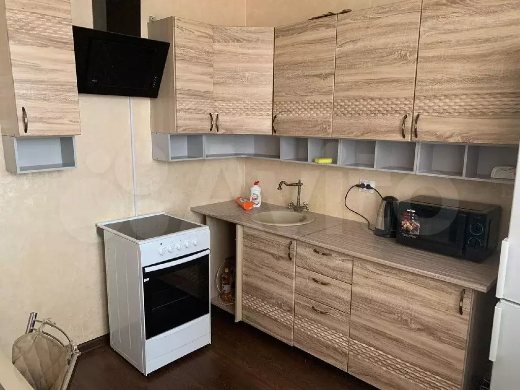 1-к. квартира, 35 м, 9/9 эт. - Фото 1