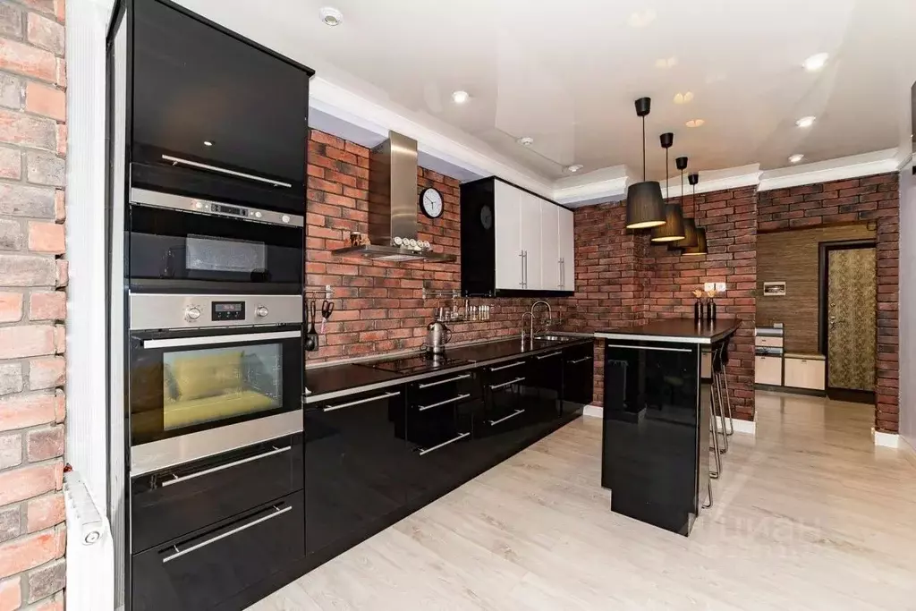 1-к кв. Свердловская область, Екатеринбург ул. Краснолесья, 30 (48.8 ... - Фото 1