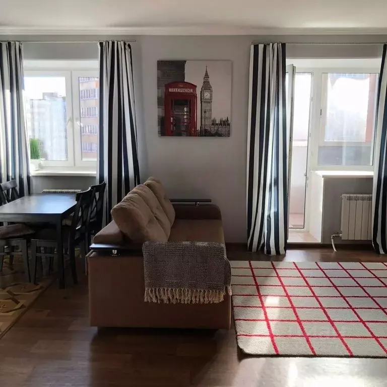 2-к кв. Омская область, Омск Пригородная ул., 25к2 (70.0 м) - Фото 2