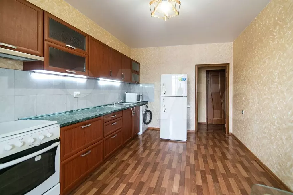 3-к. квартира, 90 м, 2/5 эт. - Фото 1