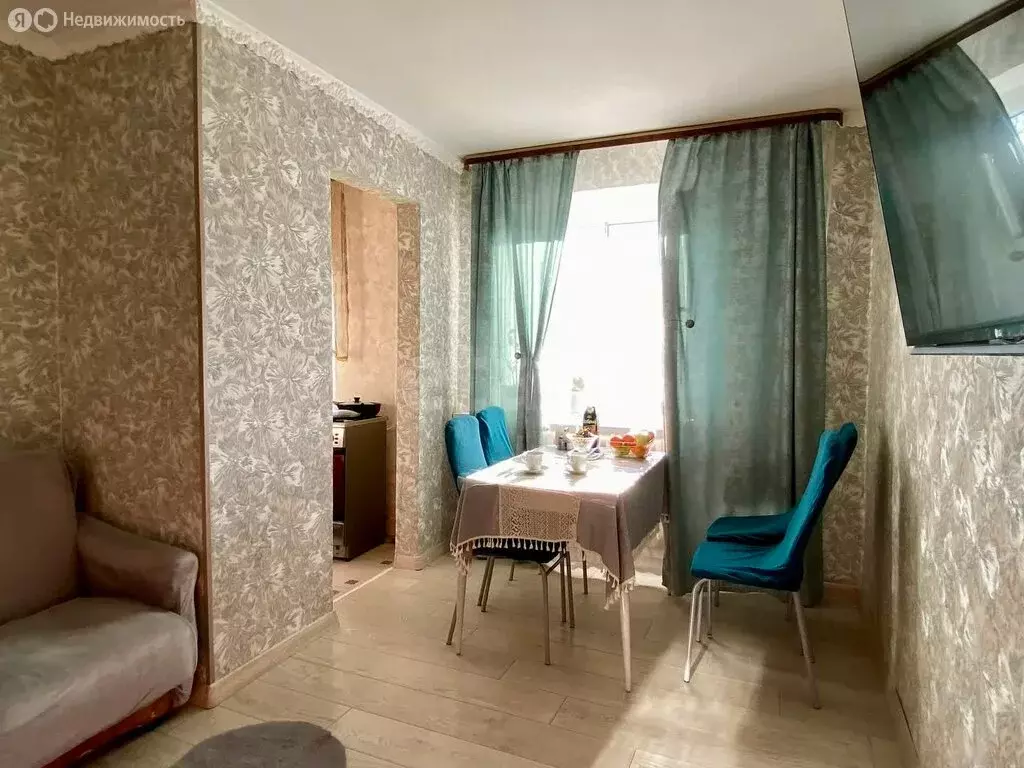 3-комнатная квартира: Пчева, Советская улица, 2 (58 м) - Фото 1