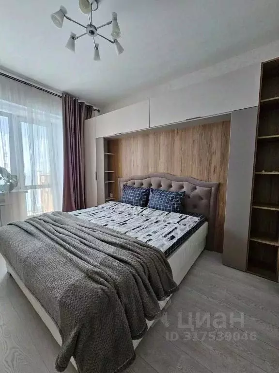 1-к кв. Иркутская область, Иркутск проезд Юрия Тена, 23 (95.0 м) - Фото 0