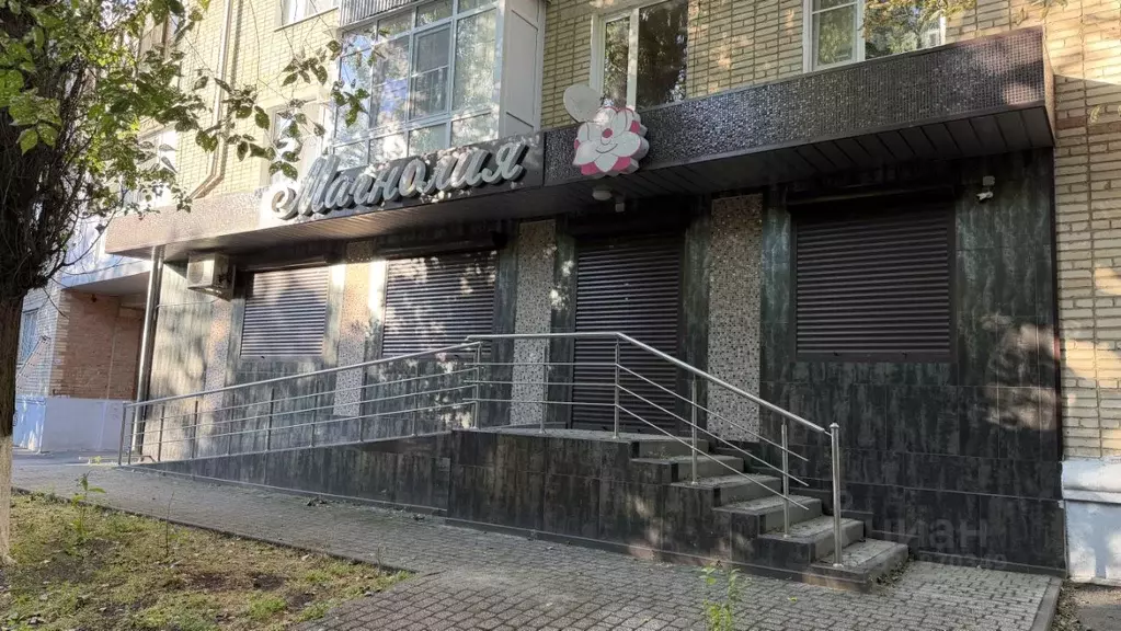 Помещение свободного назначения в Ростовская область, Сальск ул. ... - Фото 1