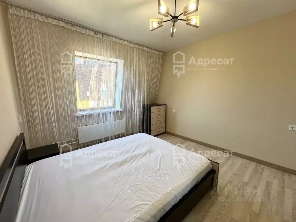 3-к кв. Волгоградская область, Волгоград ул. Таращанцев, 68а (88.0 м) - Фото 1
