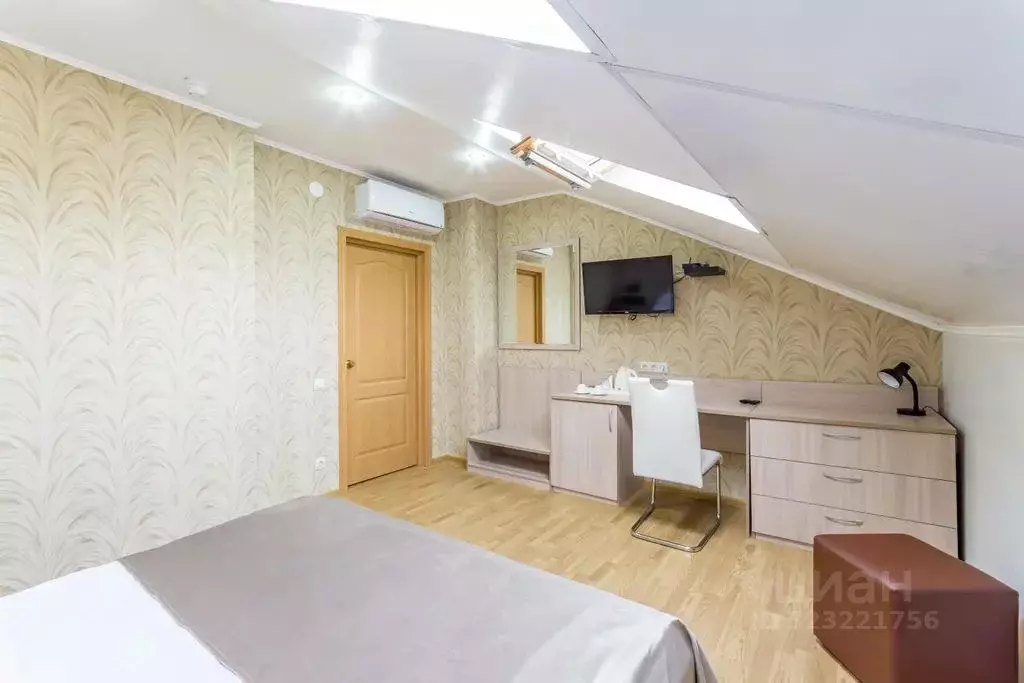 Комната Свердловская область, Екатеринбург ул. Дарвина, 40А - Фото 2