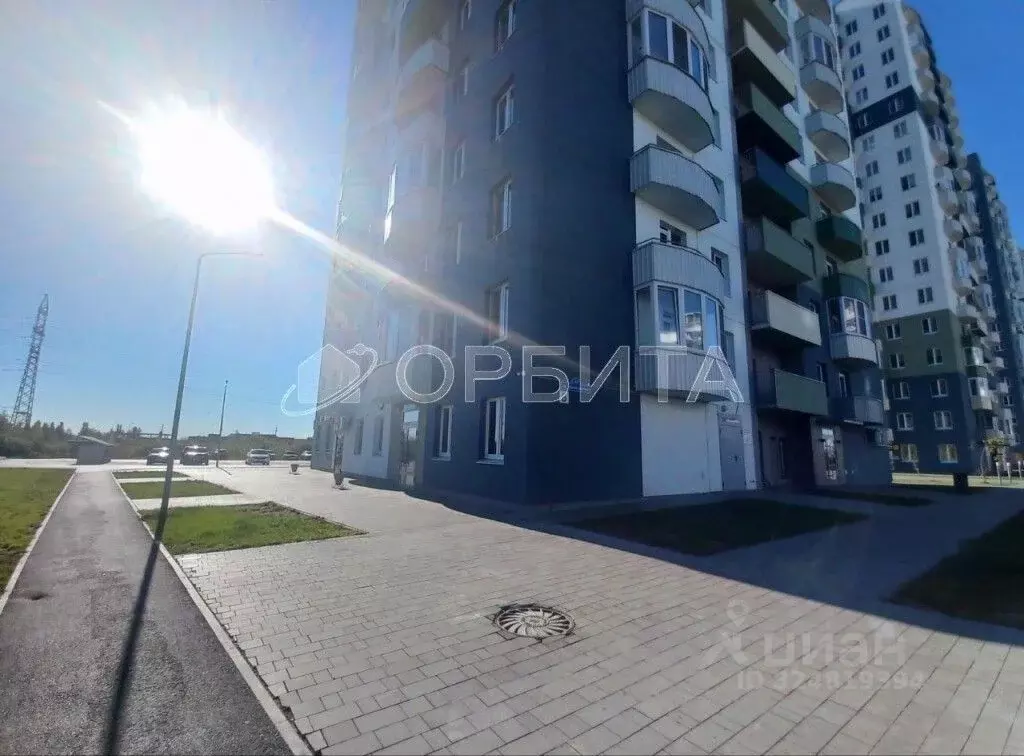 Помещение свободного назначения в Тюменская область, Тюмень ул. Героев ... - Фото 1