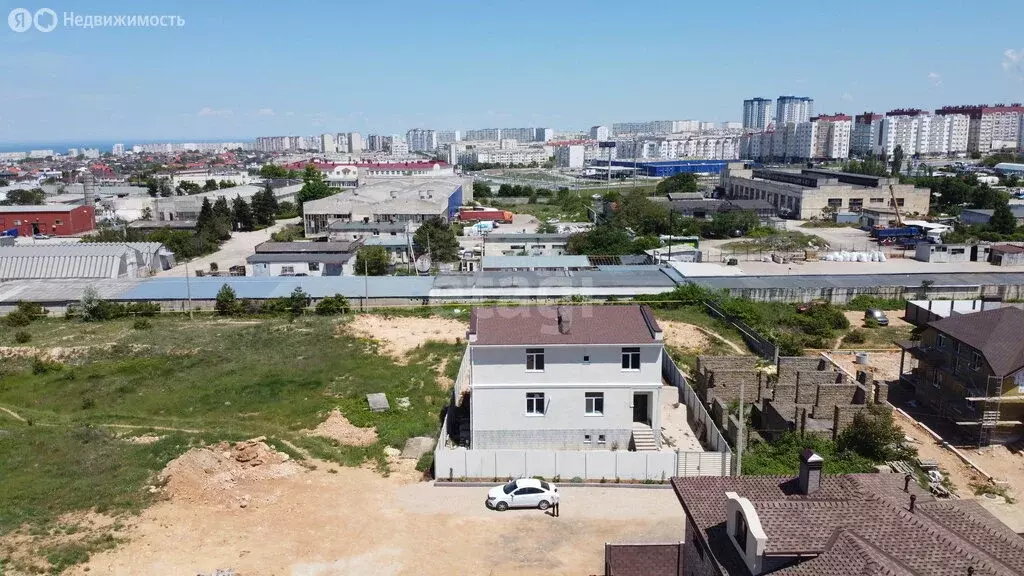 Дом в Севастополь, улица Романтиков (266.4 м) - Фото 1