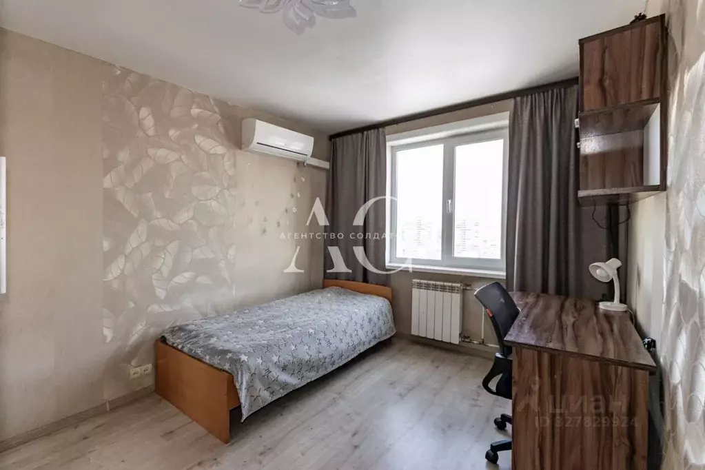 2-к кв. Свердловская область, Екатеринбург ул. Бебеля, 164 (47.8 м) - Фото 1