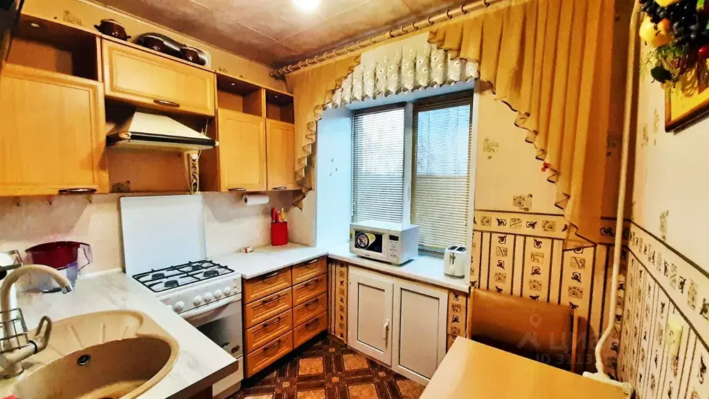 3-к кв. Оренбургская область, Гай ул. Войченко, 7 (62.5 м) - Фото 1