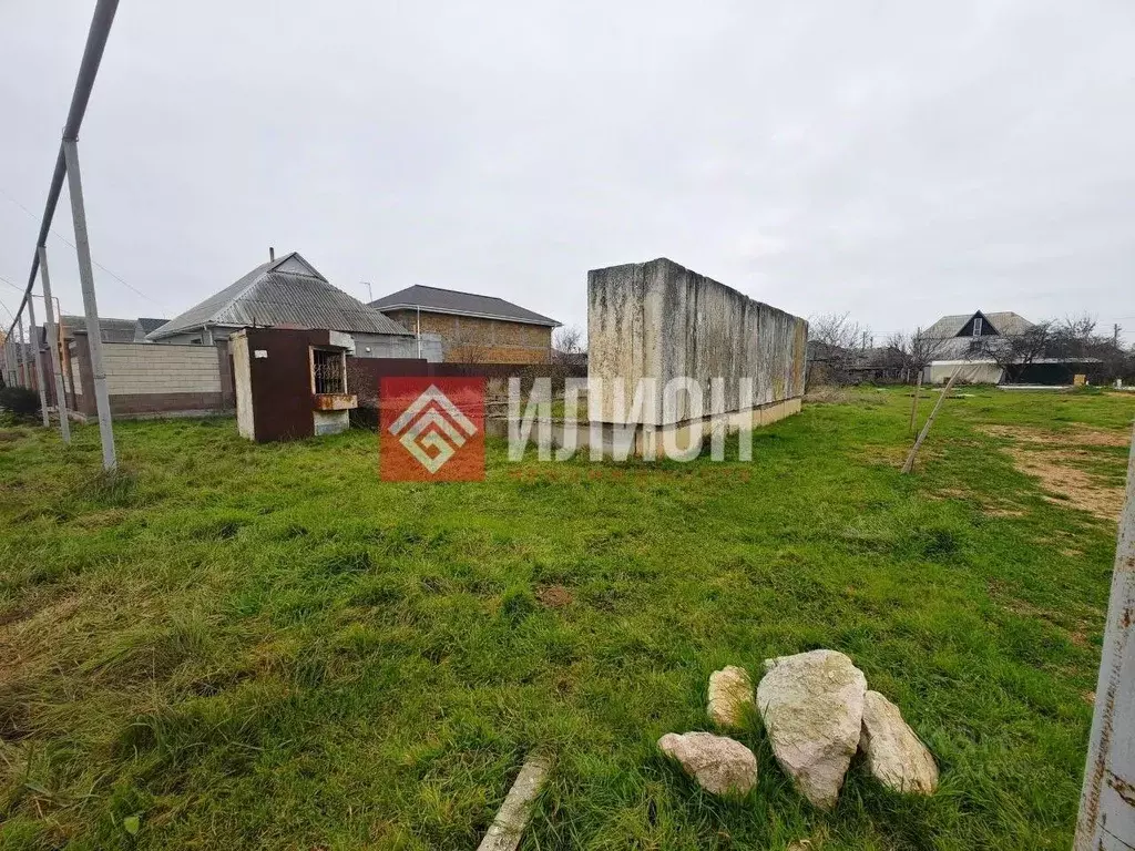 Участок в Севастополь с. Полюшко, ул. Луговая, 35 (8.8 сот.) - Фото 2