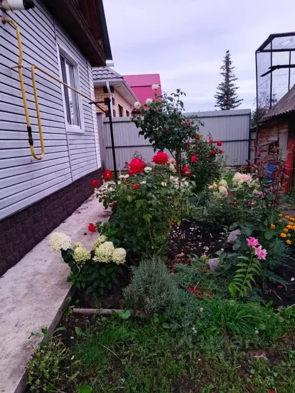 Дом в Башкортостан, Уфа Максимовка мкр, ул. Чехова, 146 (190 м) - Фото 1