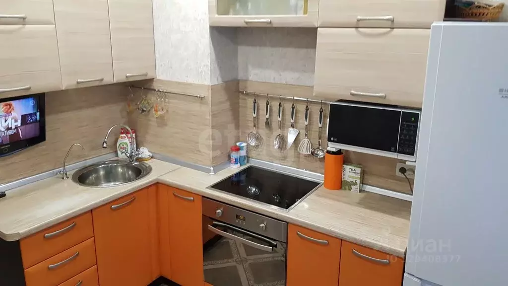 3-к кв. Ямало-Ненецкий АО, Ноябрьск Советская ул., 83 (64.9 м) - Фото 1