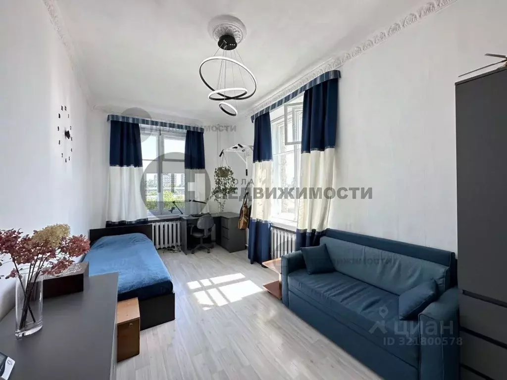 3-к кв. Санкт-Петербург Среднеохтинский просп., 40 (80.5 м) - Фото 1