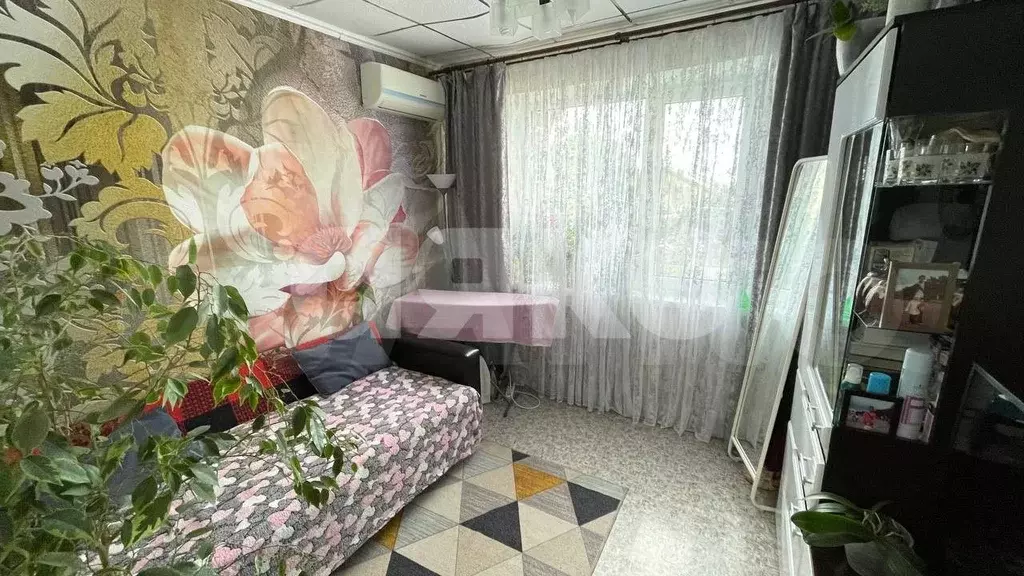 Комната 10,5 м в 1-к., 1/2 эт. - Фото 0