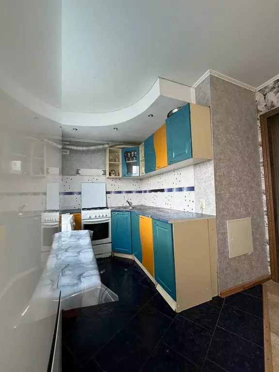 Продаётся 4-к квартира, 60 м - Фото 1