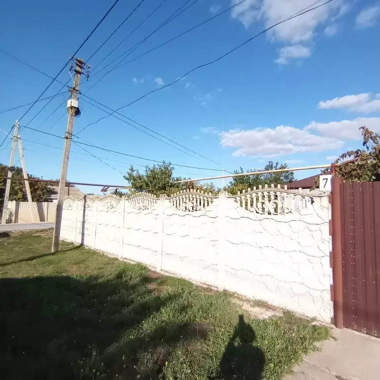 Дом в Крым, Красноперекопский район, с. Воинка ул. Фрунзе, 7 (79 м) - Фото 2