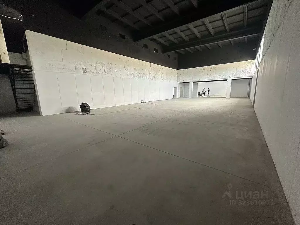 Торговая площадь в Крым, Первомайский район, Войковское с/пос, с. ... - Фото 1