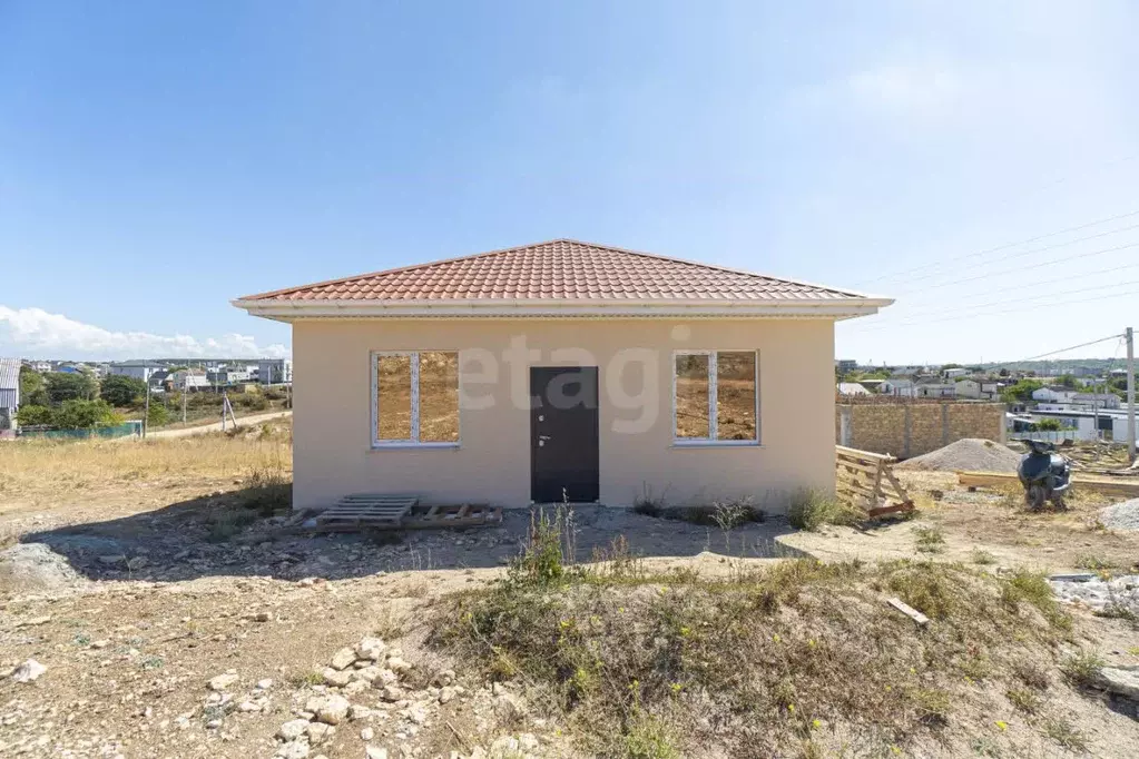 Дом в Севастополь Специалист садоводческое товарищество,  (90 м) - Фото 1
