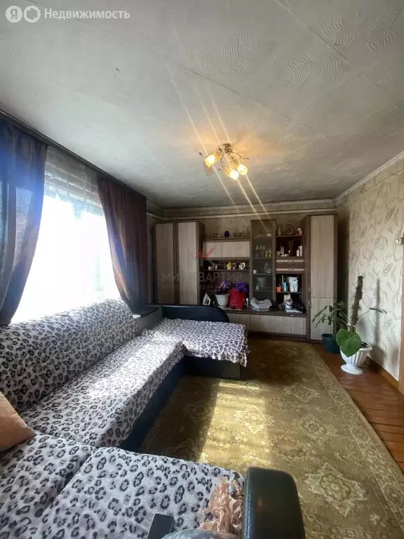 Дом в Кызыл, улица Фрунзе (45.9 м) - Фото 1