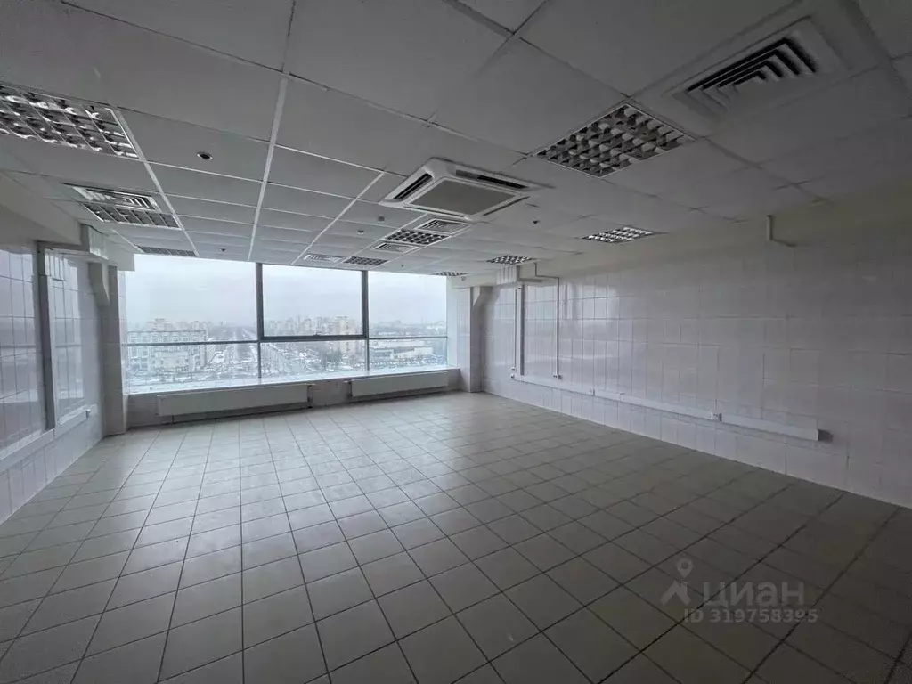 Офис в Санкт-Петербург пл. Конституции, 1 (3200 м) - Фото 0