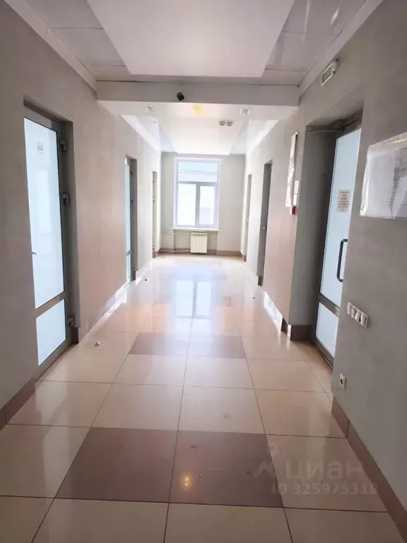 Офис в Омская область, Омск ул. Гагарина, 14 (18 м) - Фото 1