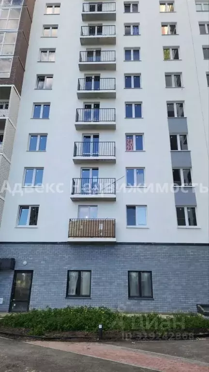 Студия Тюменская область, Тюменский район, д. Патрушева ул. Петра ... - Фото 1