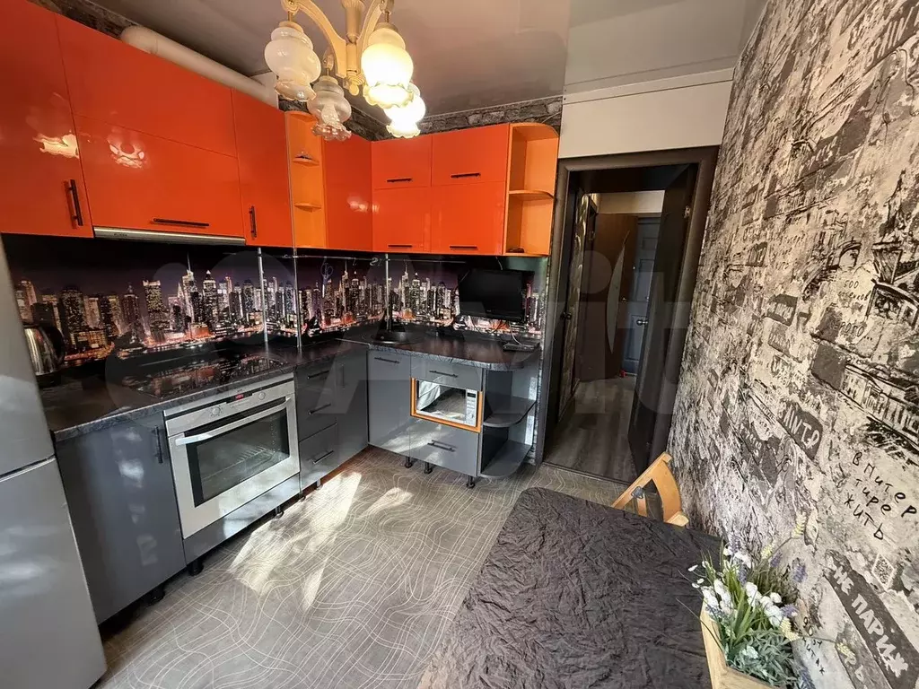 1-к. квартира, 33 м, 2/9 эт. - Фото 0