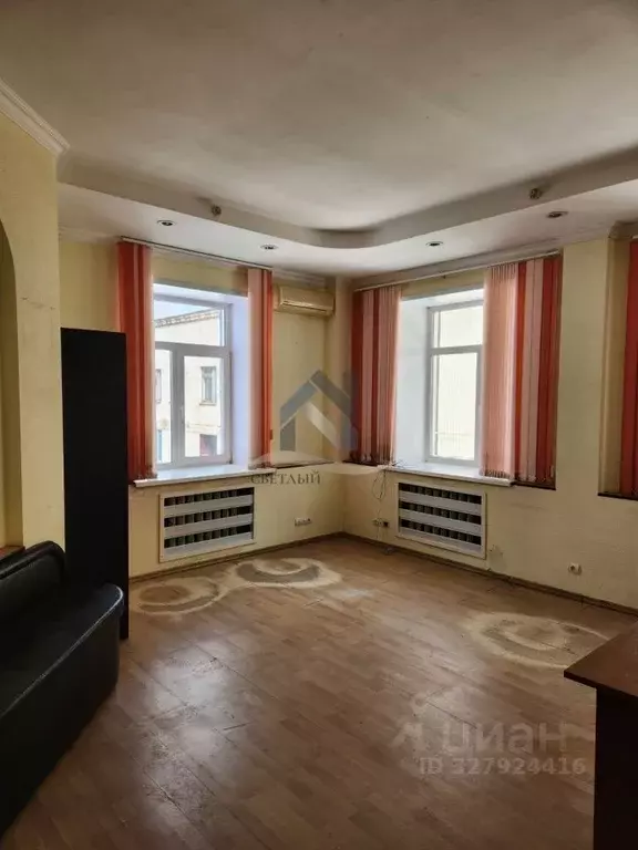 Офис в Алтайский край, Барнаул Партизанская ул., 266Б (39 м) - Фото 1