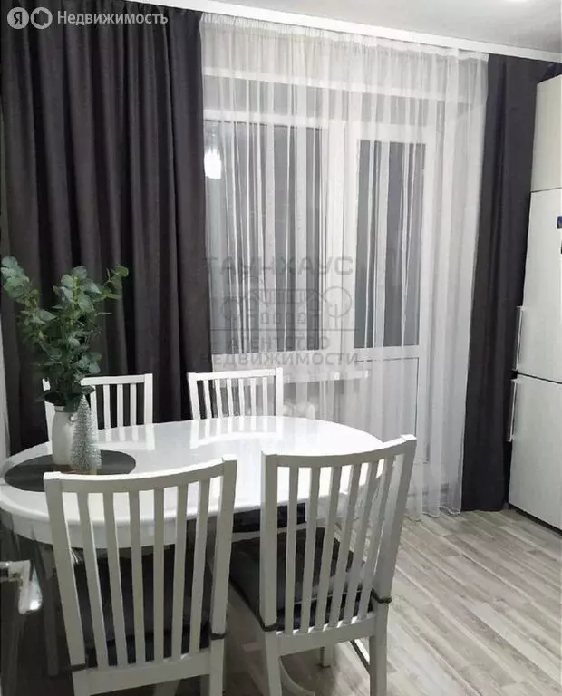 2-комнатная квартира: Нефтекамск, Комсомольский проспект, 37 (58 м) - Фото 1