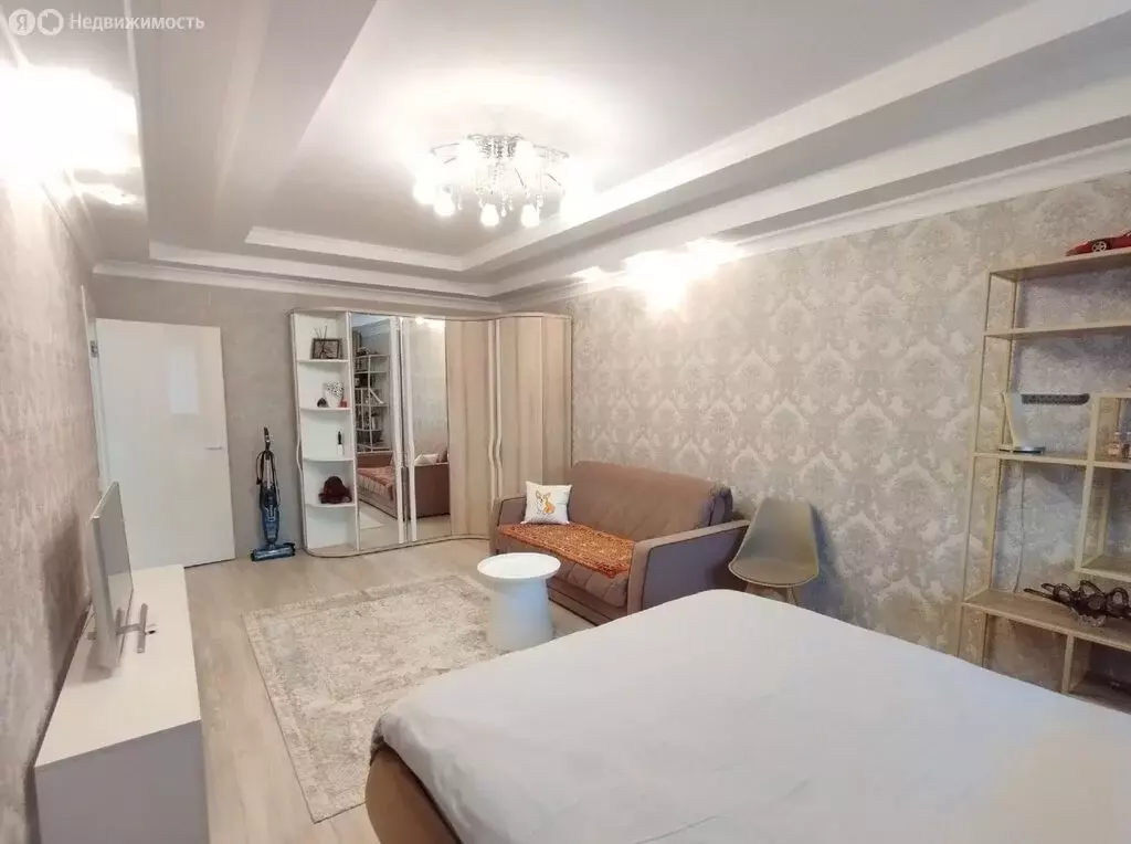 1-комнатная квартира: Краснодар, улица Западный Обход, 39/2к7 (37.5 м) - Фото 0