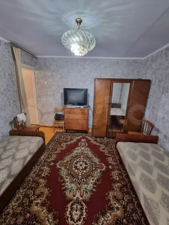 1-к. квартира, 30 м, 2/5 эт. - Фото 0