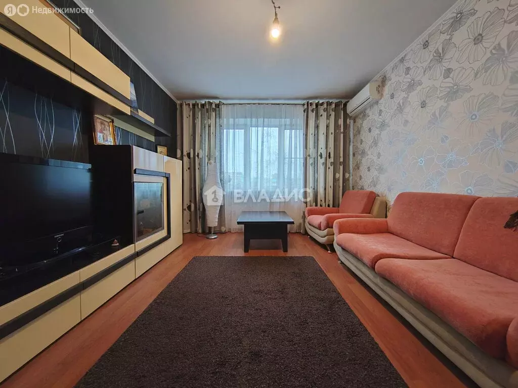 3-комнатная квартира: Смоленск, улица Рыленкова, 63 (83.6 м) - Фото 0
