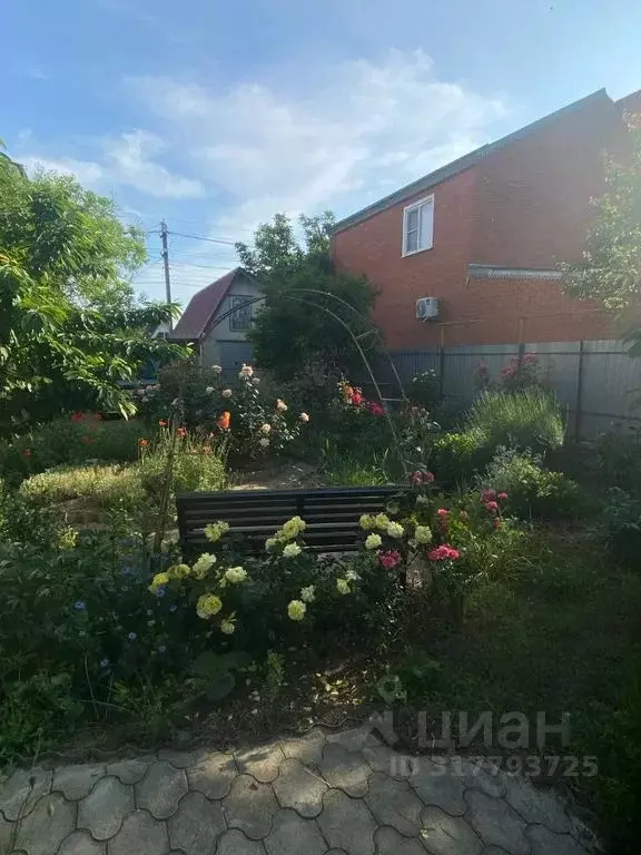 Дом в Краснодарский край, Темрюкский район, Голубицкое с/пос, ... - Фото 1