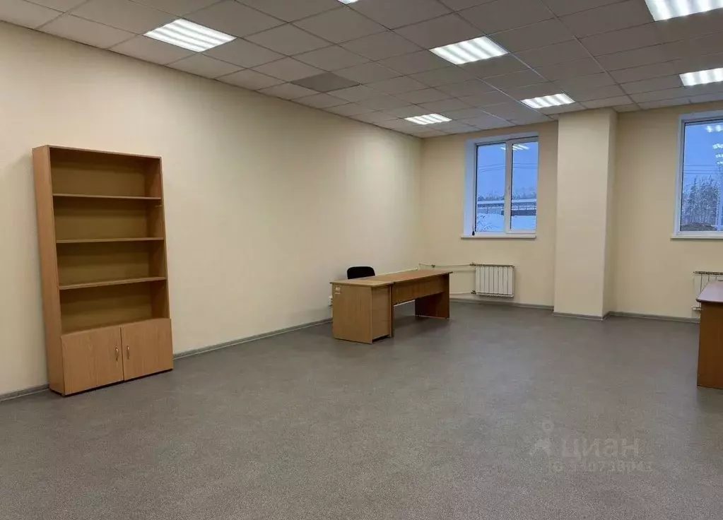 Офис в Свердловская область, Екатеринбург ул. Альпинистов, 77В (53 м) - Фото 1