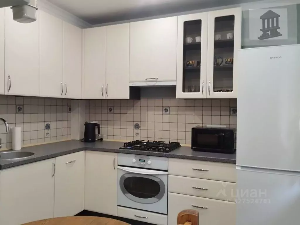 3-к кв. Калининградская область, Калининград ул. Каштановая Аллея, 71 ... - Фото 1