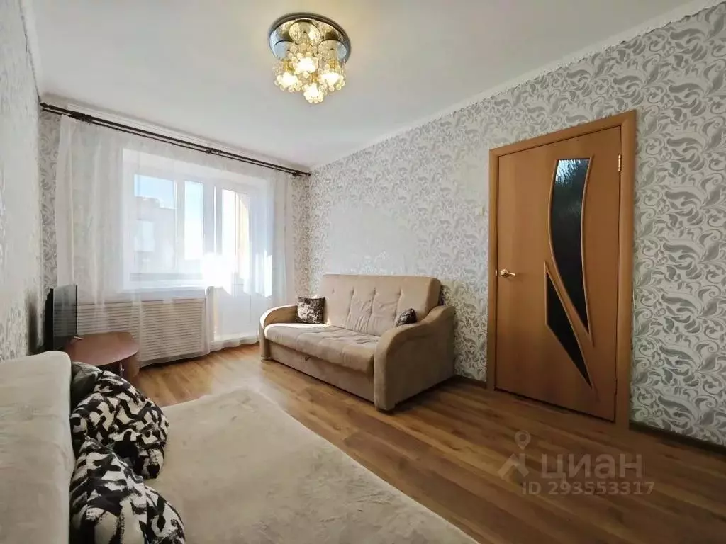 1-к кв. Тюменская область, Тобольск 9-й мкр, 16 (30.0 м) - Фото 1