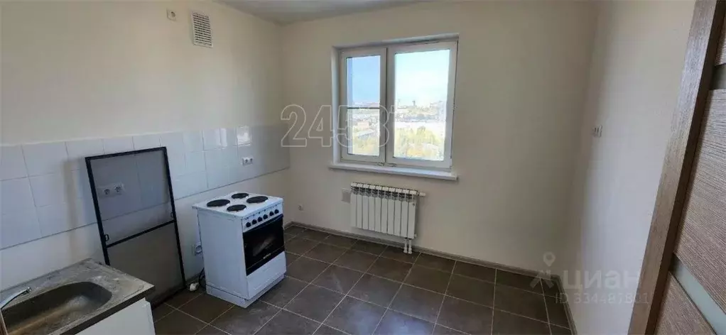 3-к кв. Москва ул. Николая Озерова, 2к1 (75.0 м) - Фото 1
