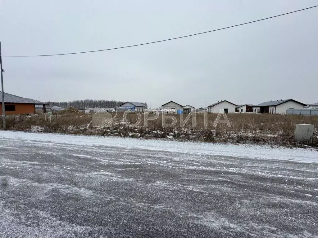 Участок в Тюменская область, Тюменский район, с. Кулаково ул. ... - Фото 1