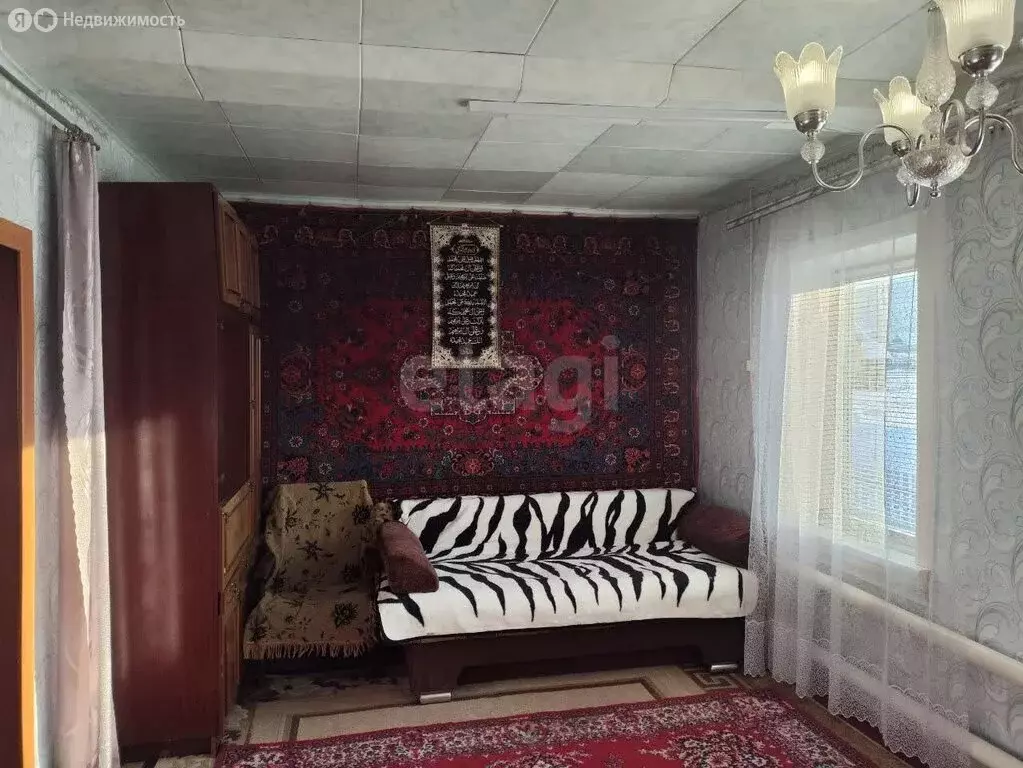 Дом в Челябинская область, Саткинский муниципальный округ, рабочий ... - Фото 2