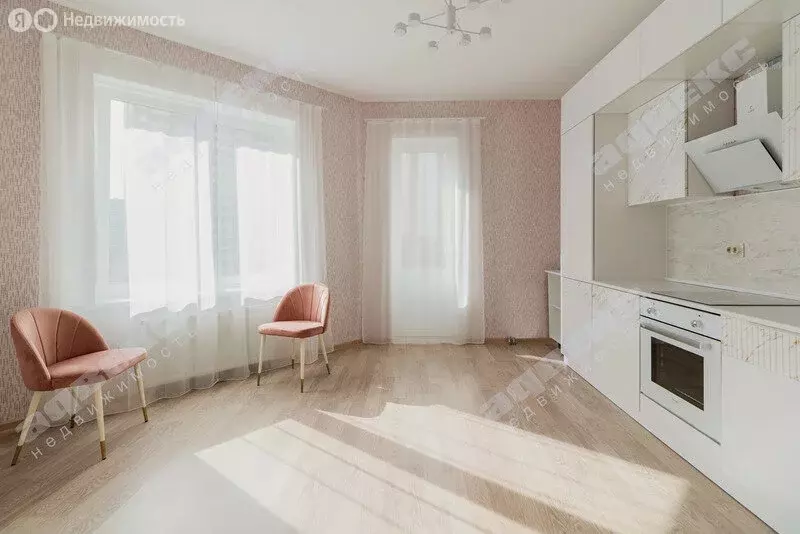 2-комнатная квартира: Мурино, улица Шоссе в Лаврики, 78к1 (69.9 м) - Фото 0