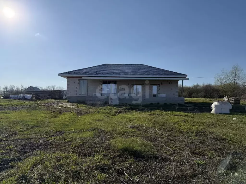 Дом в Мордовия, пос. Ромоданово ул. Студенческая, 16 (178 м) - Фото 1