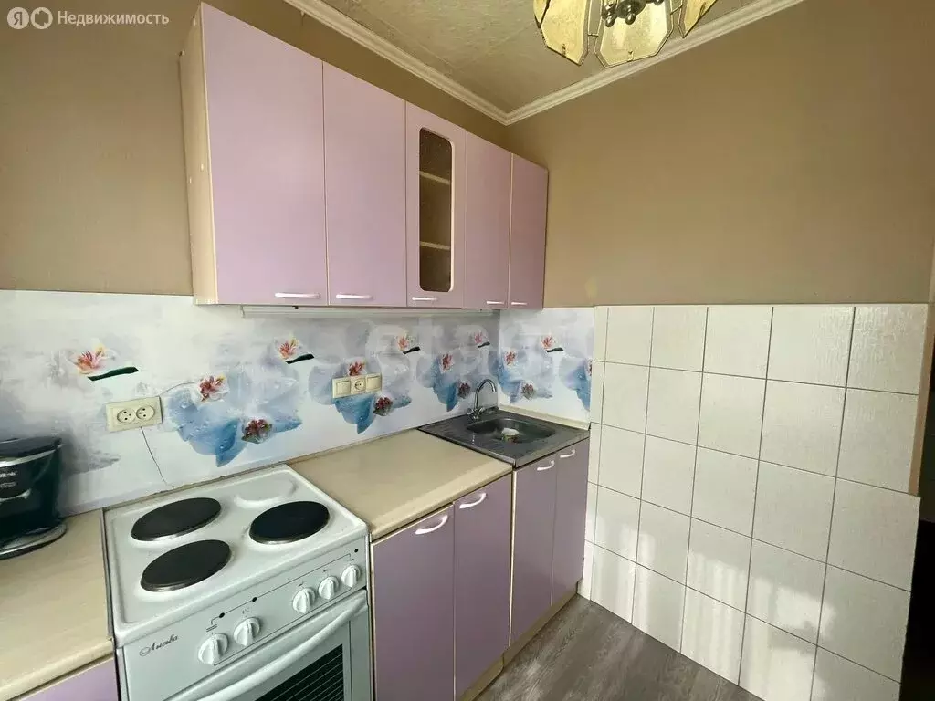 4-комнатная квартира: Ачинск, улица Манкевича, 16 (58.7 м) - Фото 2