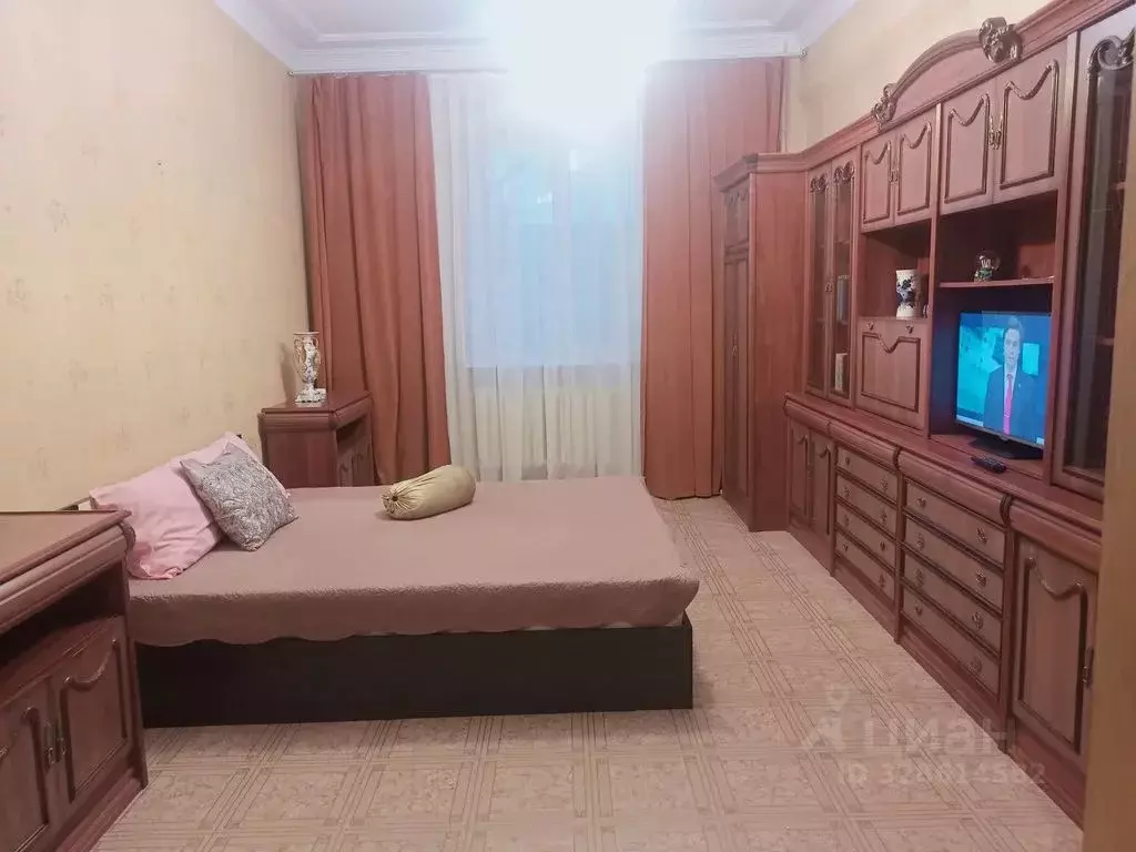 2-к кв. Приморский край, Владивосток Алеутская ул., 12А (65.0 м) - Фото 1