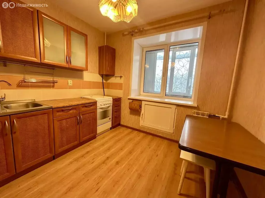 2-комнатная квартира: Березники, улица Свердлова, 27 (51 м) - Фото 1
