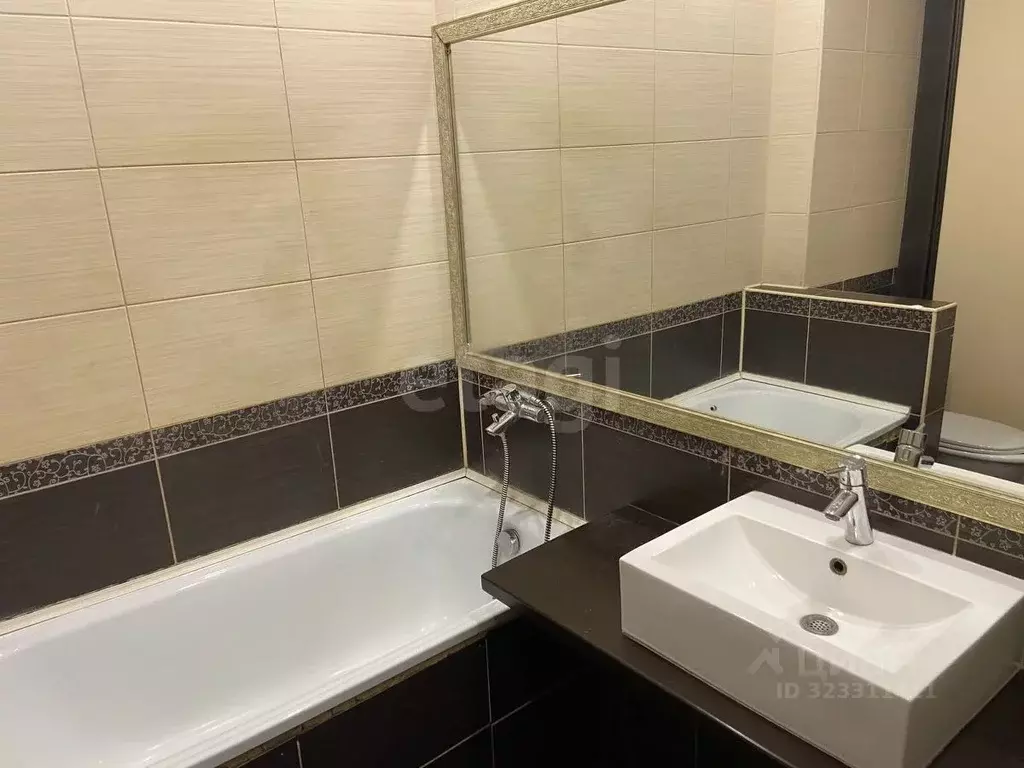 2-к кв. Ульяновская область, Ульяновск ул. Рябикова, 37 (73.5 м) - Фото 1